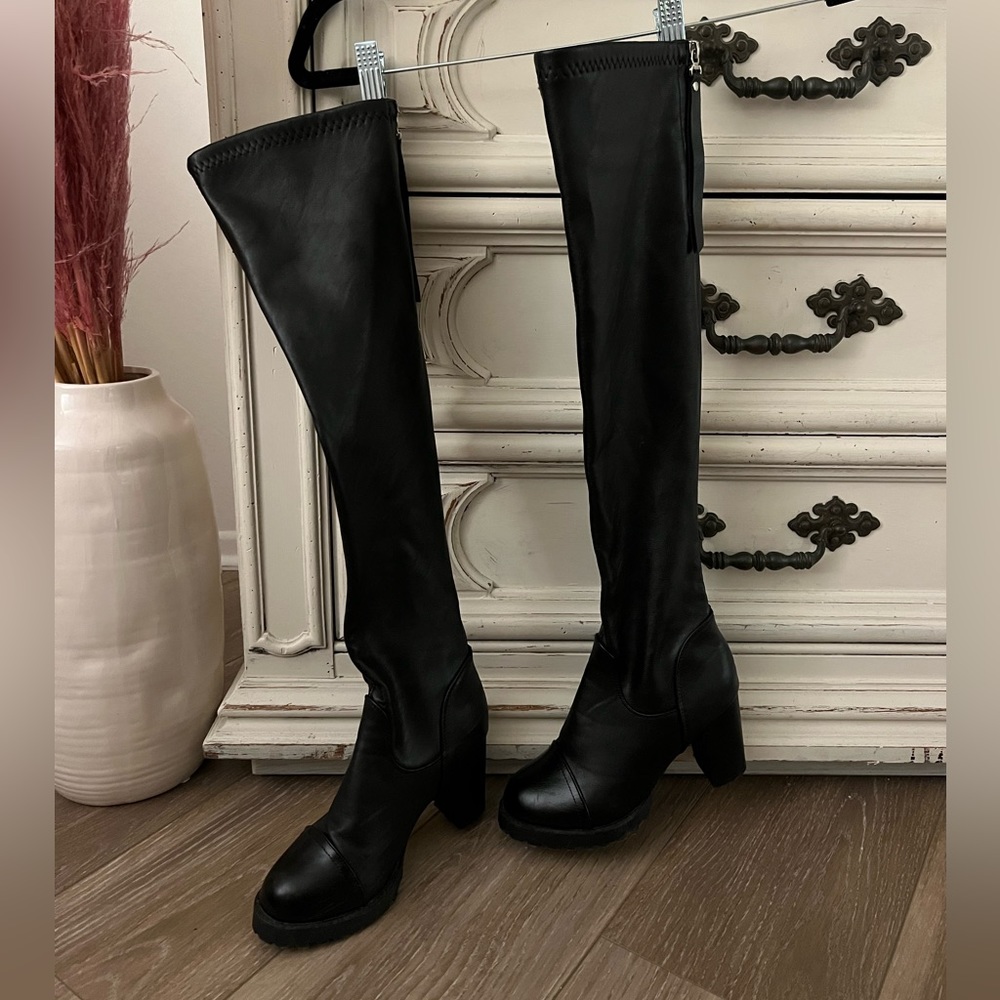 Over the knee boots